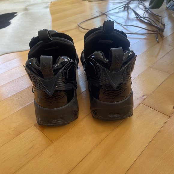 Juun.J Black Reebok Edition Instapump Fury OG Sneakers - Picture 7 of 9